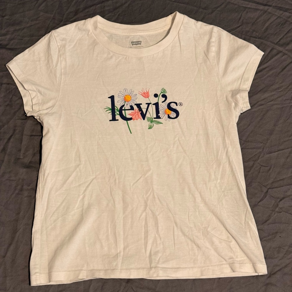 Levi's White Casual Tee
